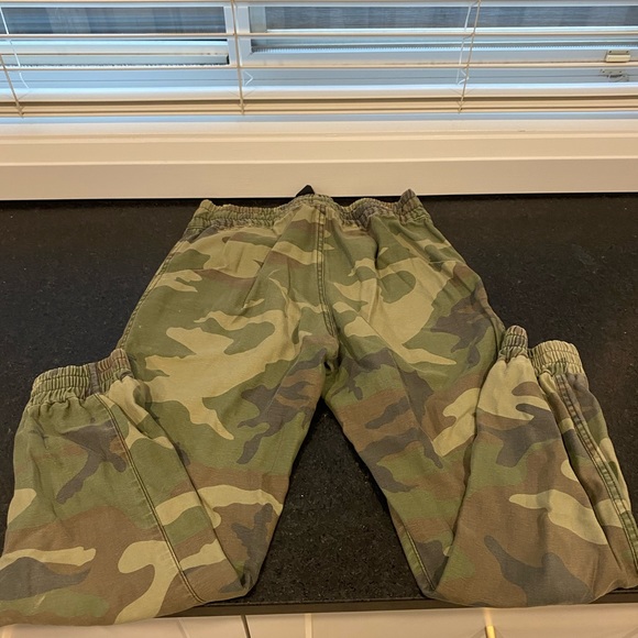 TNA CAMO PANTS - Picture 4 of 5